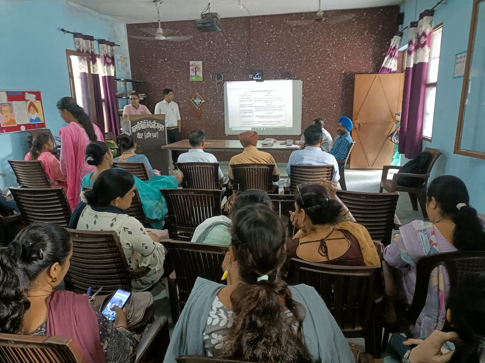 राजकीय वरिष्ठ माध्यमिक विद्यालय बोढा में सामाजिक शिक्षा पर सेमिनार का आयोजन किया गया